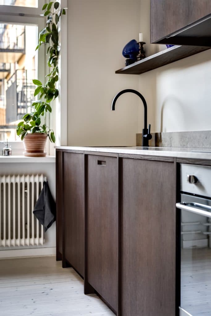 Platsbyggt kök med vår Oak Mocca